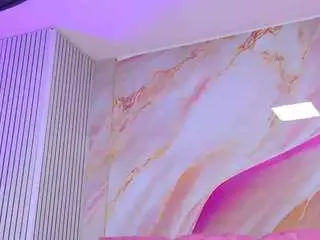 Camsoda Watch Live Sex Cams of emmacurvy