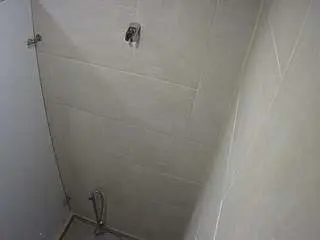 Camsoda Free Porn Cam of voyeurcam-jb-shower-1
