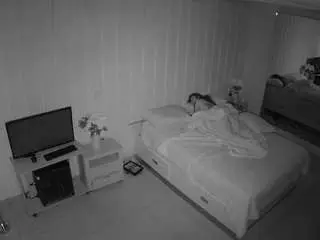 Camsoda Adult Webcam of voyeurcam-casa-salsa-bedroom-5