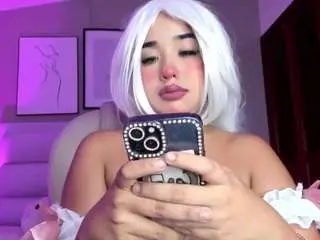 Camsoda Adult Video Chat of leahrouss
