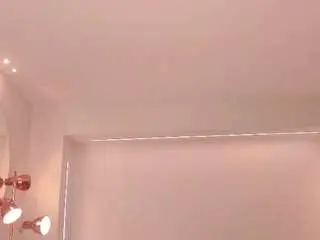 Camsoda Watch Live Sex Cams of milalawrencex