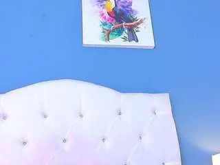 Camsoda Nude Webcam of lizettekitty