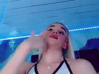 Camsoda Adult Webcams of hotsexygirlsglove