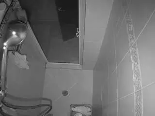 Camsoda Watch Live Sex Cams of voyeurcam-baileybase-shower