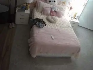 Camsoda Live Sex Cam of voyeurcam-casa-salsa-bedroom-6