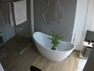 Camsoda Free Live Porn of voyeurcam-casa-salsa-bathroom-5