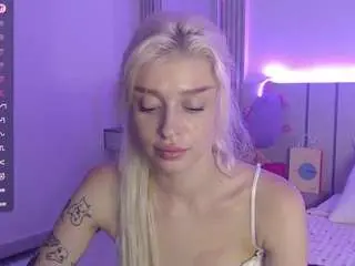 Camsoda Adult Webcam of blondyli