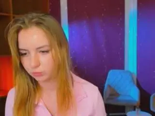 Camsoda Free Porn Cam of lina-moone