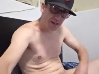 Camsoda Watch Live Sex Cams of cumzzz2012