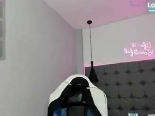 Camsoda Sex Chat of scarletcherry18