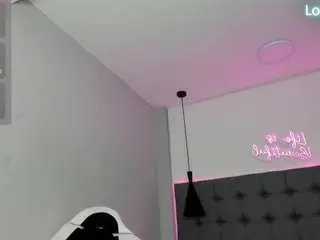 Camsoda Best live sex cam show of scarletcherry18