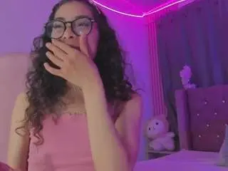 Camsoda Adult Webcam of sweett-sadie