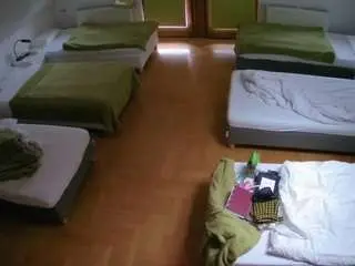Camsoda Sex Cam of voyeurcam-julmodels-bed-6