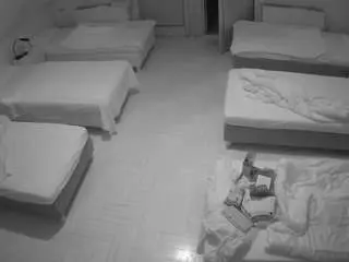 Camsoda Free Porn Cam of voyeurcam-julmodels-bed-6