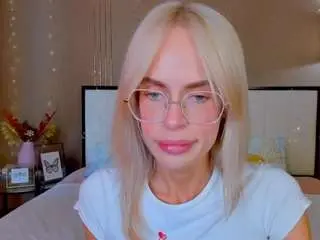 Camsoda Free Porn Cam of bellatip