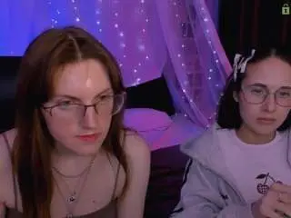 Camsoda Watch Live Sex Cams of mona-cloud
