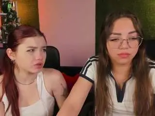 Camsoda Free Live Porn of elly-wave