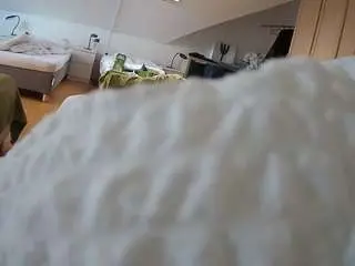 Camsoda Sex Cam of voyeurcam-julmodels-bed-1