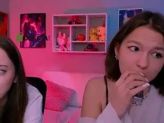 Camsoda Watch Live Sex Cams of chloe-ley1
