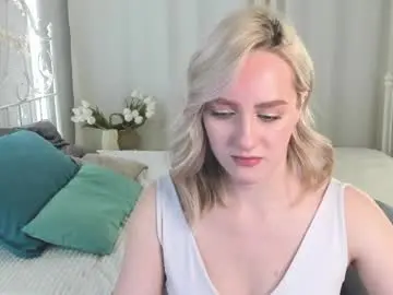 Chaturbate Nude Webcam of chloedeccker