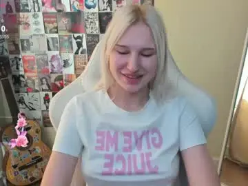 Chaturbate Best live sex cam show of evelinalu