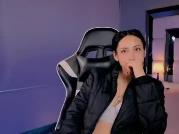 Chaturbate Live Sex Cam of violetskinny