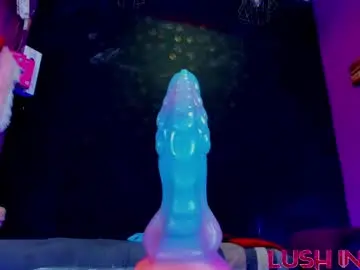 Chaturbate Watch Live Sex Cams of sommer_alexa