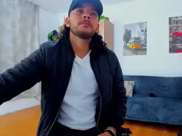 Chaturbate Watch Live Sex Cams of favid95
