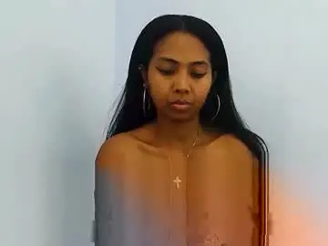 Chaturbate Live Sex Cam of luna019