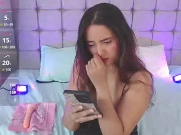 Chaturbate Live Sex Cam of shairajaramillo