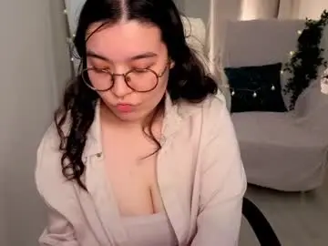 Chaturbate Live Sex Cam of momorins