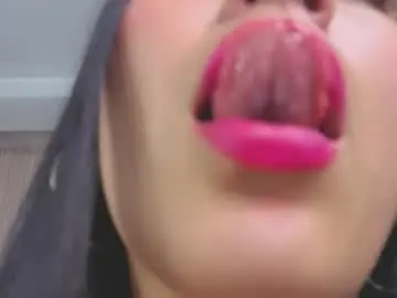 Chaturbate Watch Live Sex Cams of velvet_celeste_b