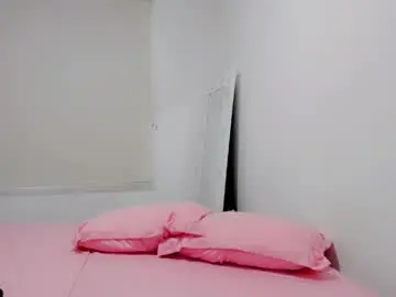 Chaturbate Adult Video Chat of rosiegirl_