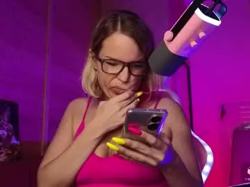 Chaturbate Adult Webcam of findom_lady_shine