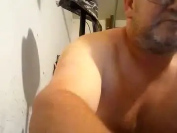 Chaturbate Live Sex Cam of spanky8015