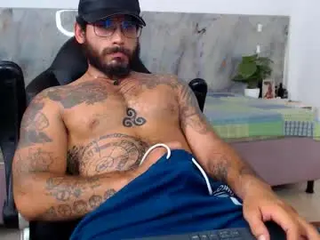 Chaturbate Best live sex cam show of hanz_col