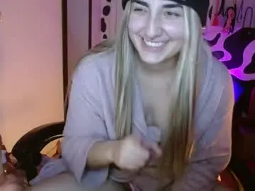 Chaturbate Watch Live Sex Cams of hi_elora