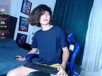 Chaturbate Live Porn of andyboy_19