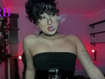 Chaturbate Live Sex of heka_prudence