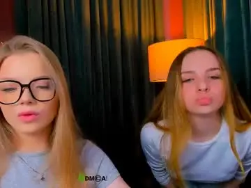 Chaturbate Adult Webcams of maddy_moah