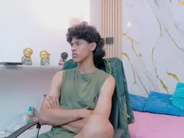 Chaturbate Best live sex cam show of zayn_fox32