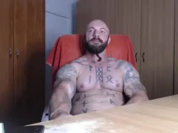 Chaturbate Live Porn of strongivan