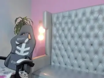 Chaturbate Free Live Porn of camila_l02