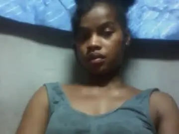 Chaturbate Live Sex of elodie228680