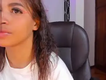 Chaturbate Adult Video Chat of moonrose_1