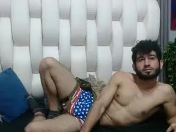Chaturbate Adult Webcams of aaron_jones_1
