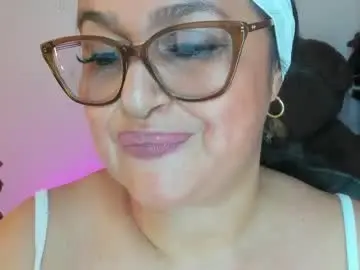 Chaturbate Free Porn Cam of gia_nahomi