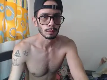 Chaturbate Watch Live Sex Cams of julfigo