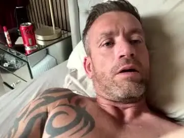Chaturbate Adult Video Chat of youwantus69