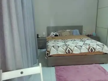Chaturbate Adult Webcams of kristall_xxx